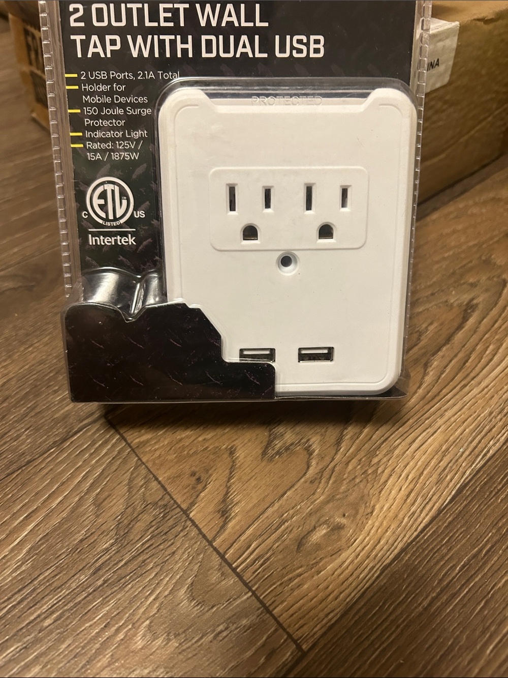 2-Outlet Wall Tap with Dual USB - White